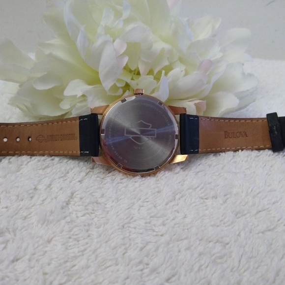 EUC Harley Davidson Bulova Model 78L111 Women's Watch with Original Box - Picture 3 of 16
